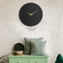 Wallity Block Metal Wall Clock - APS096 Negro y dorado
